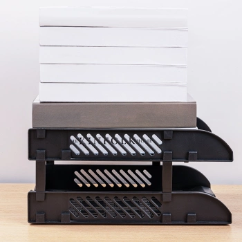 Лоток горизонтальный Deli E9216black