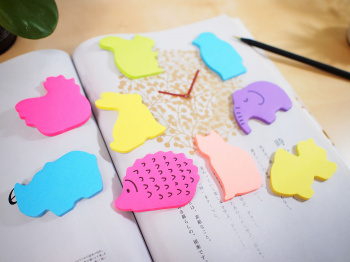 Блок самоклеящийся бумажный Stick`n 21776 50лист. малиновый 1цв.в упак. 