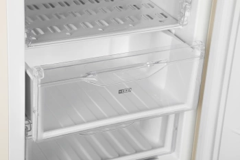 Холодильник Indesit DS 4200 E