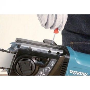 Цепная пила Makita  UC4050A