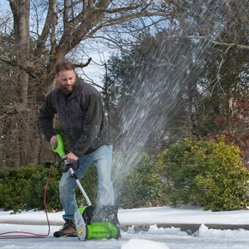 Снегоуборщик электр. Greenworks  GD40SSK2