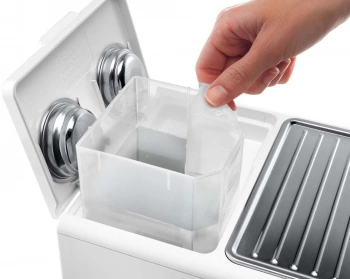 Кофеварка рожковая Delonghi ECP33.21.W