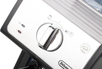 Кофеварка рожковая Delonghi ECP33.21.BK