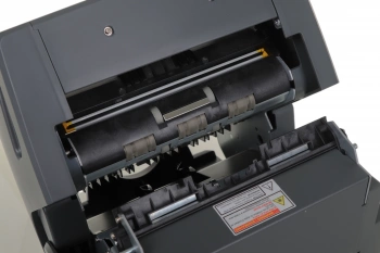 Счетчик банкнот Dors 820 RUS1