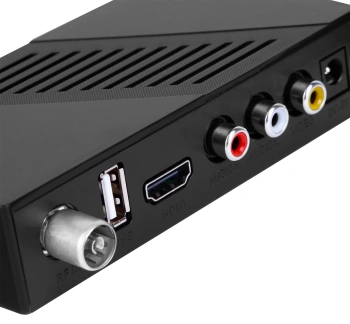 Ресивер DVB-T2 Starwind CT-140