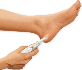 Маникюрно-педикюрный набор Beurer MP64