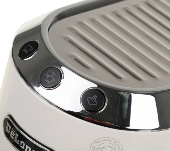 Кофеварка рожковая Delonghi EC685.W