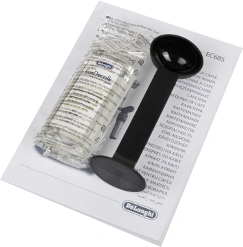 Кофеварка рожковая Delonghi EC685.W