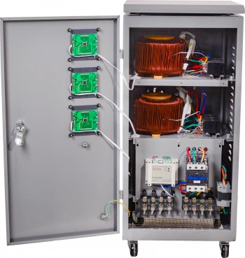 Стабилизатор напряжения Ресанта  АСН-30000/3-Ц