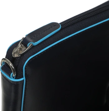 Мультипортмоне Piquadro Blue Square PP3246B2/BLU2 синий натур.кожа
