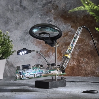 Держатель с лупой Rexant  12-0250