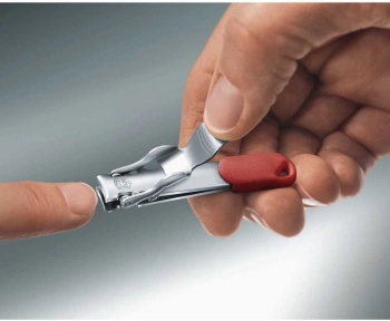 Книпсер Victorinox  8.2050.B1