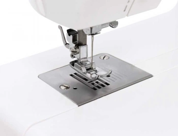 Швейная машина Singer Studio 12