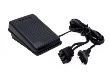 Швейная машина Singer Studio 12