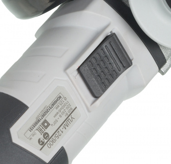 Углошлифовальная машина Ресанта УШМ-125/900