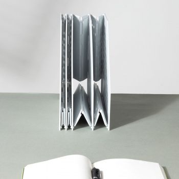 Лоток вертикальный Deli 78995LT-GREY