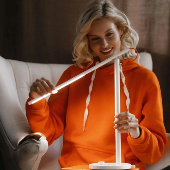 Умный светильник Xiaomi  Mi LED Desk Lamp 1S