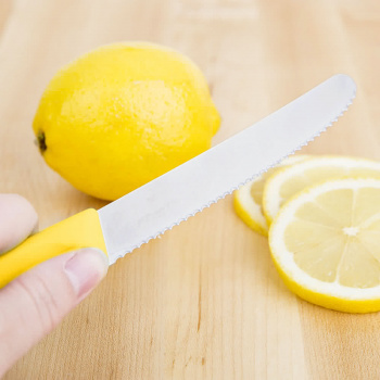 Нож кухонный Victorinox Swiss Classic