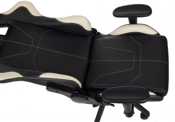 Кресло игровое Zombie  VIKING 5 AERO