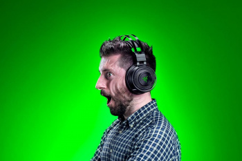 Наушники с микрофоном Razer Nari Ultimate