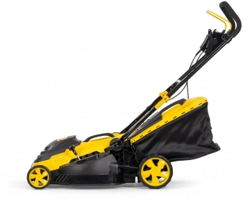 Газонокосилка роторная Champion EM4118