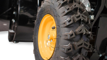 Снегоуборщик бензин. Champion ST662E