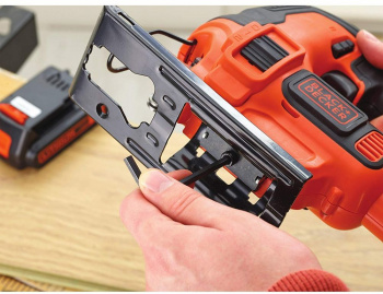 Лобзик Black+Decker BDCJS18N-XJ