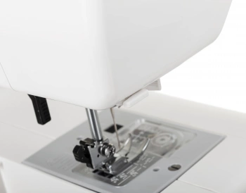 Швейная машина Janome Excellent Stitch 18A