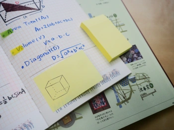 Блок самоклеящийся бумажный Stick`n 27088 76x51мм 300лист. 70г/м2 пастель желтый