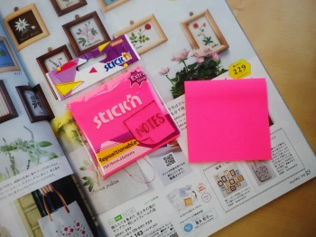 Блок самоклеящийся бумажный Stick`n 27096 76x76мм 45лист. пурпурный неон 1цв.в упак. усиленный клей