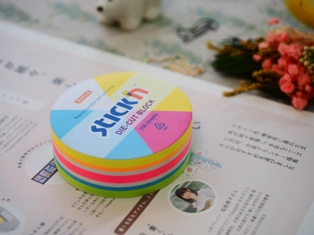 Блок самоклеящийся бумажный Stick`n 21830 67x67мм 250лист. неон ассорти 