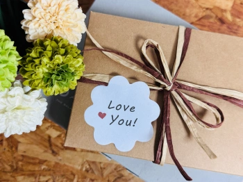 Блок самоклеящийся бумажный Stick`n 21833 67x67мм 250лист. неон ассорти 