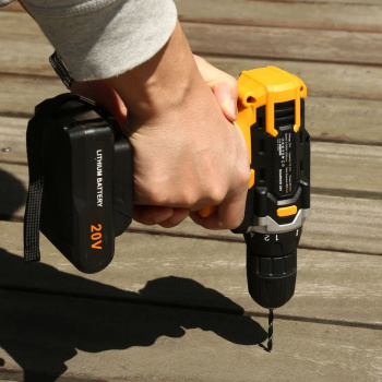 Дрель-шуруповерт Deko DKCD20FU-Li