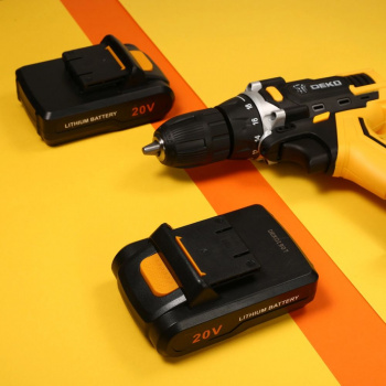 Дрель-шуруповерт Deko DKCD20FU-Li