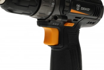 Дрель-шуруповерт Deko GCD12DU3 SET2 FU-Li-Ion