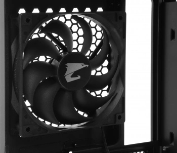 Корпус Gigabyte AORUS C300 GB-AC300G