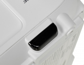 Проектор Epson EB-FH06