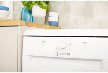 Посудомоечная машина Indesit DSFE 1B10 A