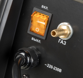 Сварочный аппарат Ресанта САИПА-220 СИНЕРГИЯ