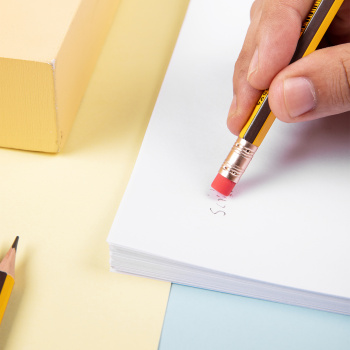 Карандаш ч/г Deli  EC004-HB