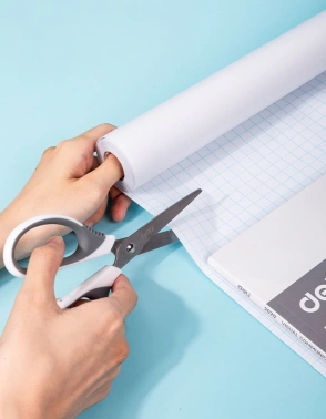 Пленка Deli EH831 Uspire для книги с липк.сл. ПП гладкая прозр. 500х3000