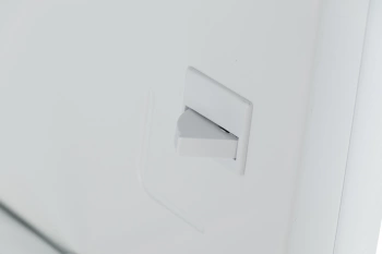 Холодильник Hyundai CC2056FWT