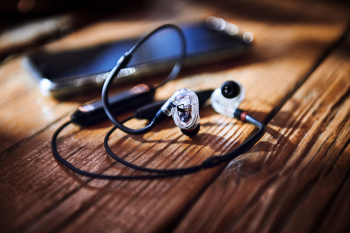 Наушники вкладыши Sennheiser IE 100 Pro