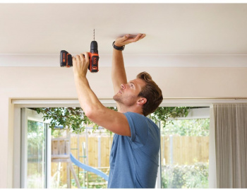 Дрель-шуруповерт Black+Decker BDCDD12-QW