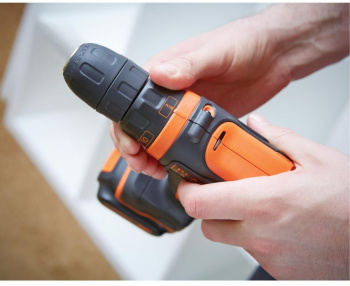 Дрель-шуруповерт Black+Decker BDCDD12-QW