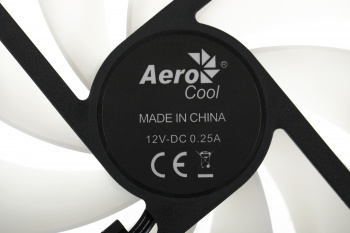 Вентилятор для корпуса Aerocool  Frost 12