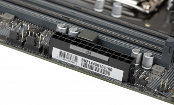Материнская плата Gigabyte Z690 UD DDR4