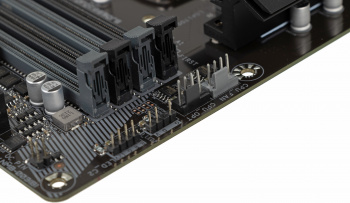 Материнская плата Gigabyte Z690 UD DDR4