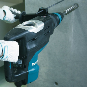 Перфоратор Makita HR5202C