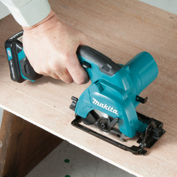 Циркулярная пила (дисковая) Makita HS301DWAE